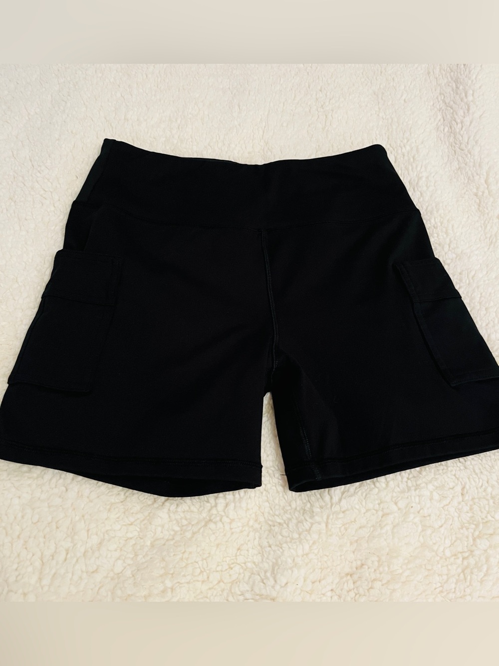SO Black Women's Bike Shorts with Side Pockets Size L